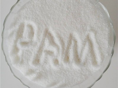 聚丙烯酰胺結(jié)塊不等于失效？誤判也會(huì)造成大量浪費(fèi)